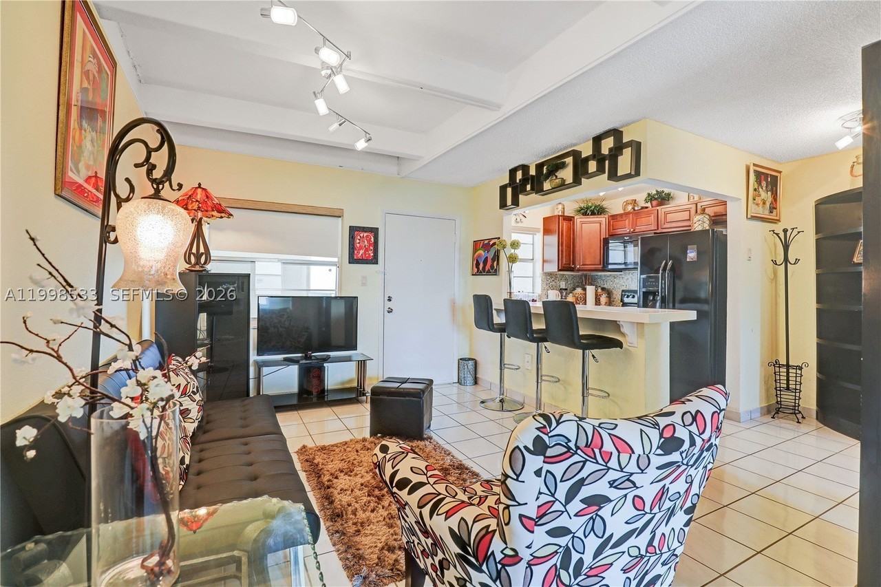 3536 Ne 168th St #502 - Photo 3 of 21