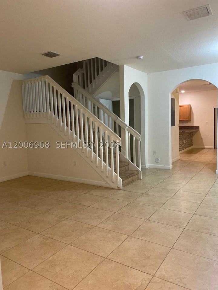 9228 W 33rd Way #9828 - Photo 4 of 20