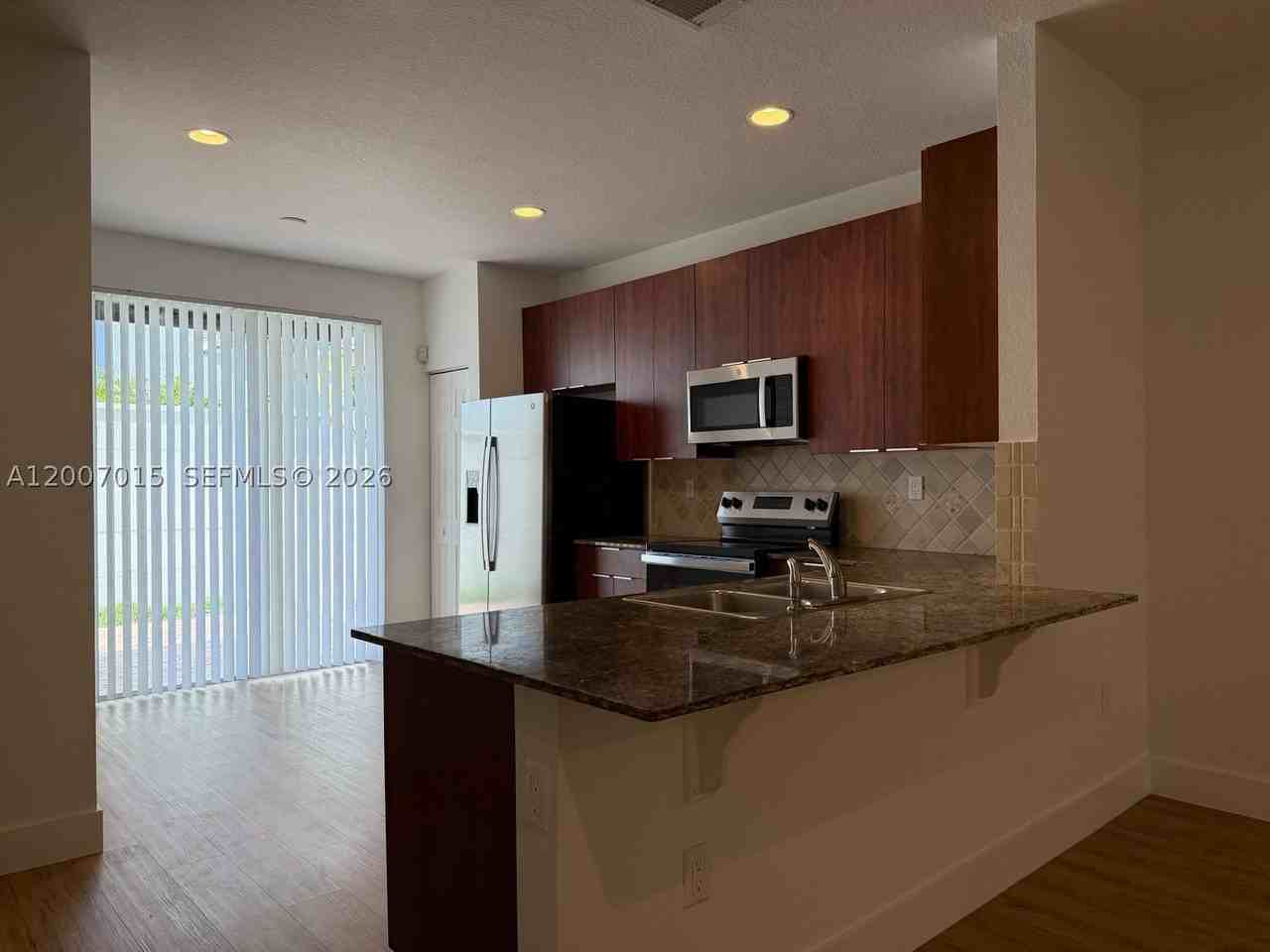 14958 Sw 41st Ln #14958 - Photo 4 of 48