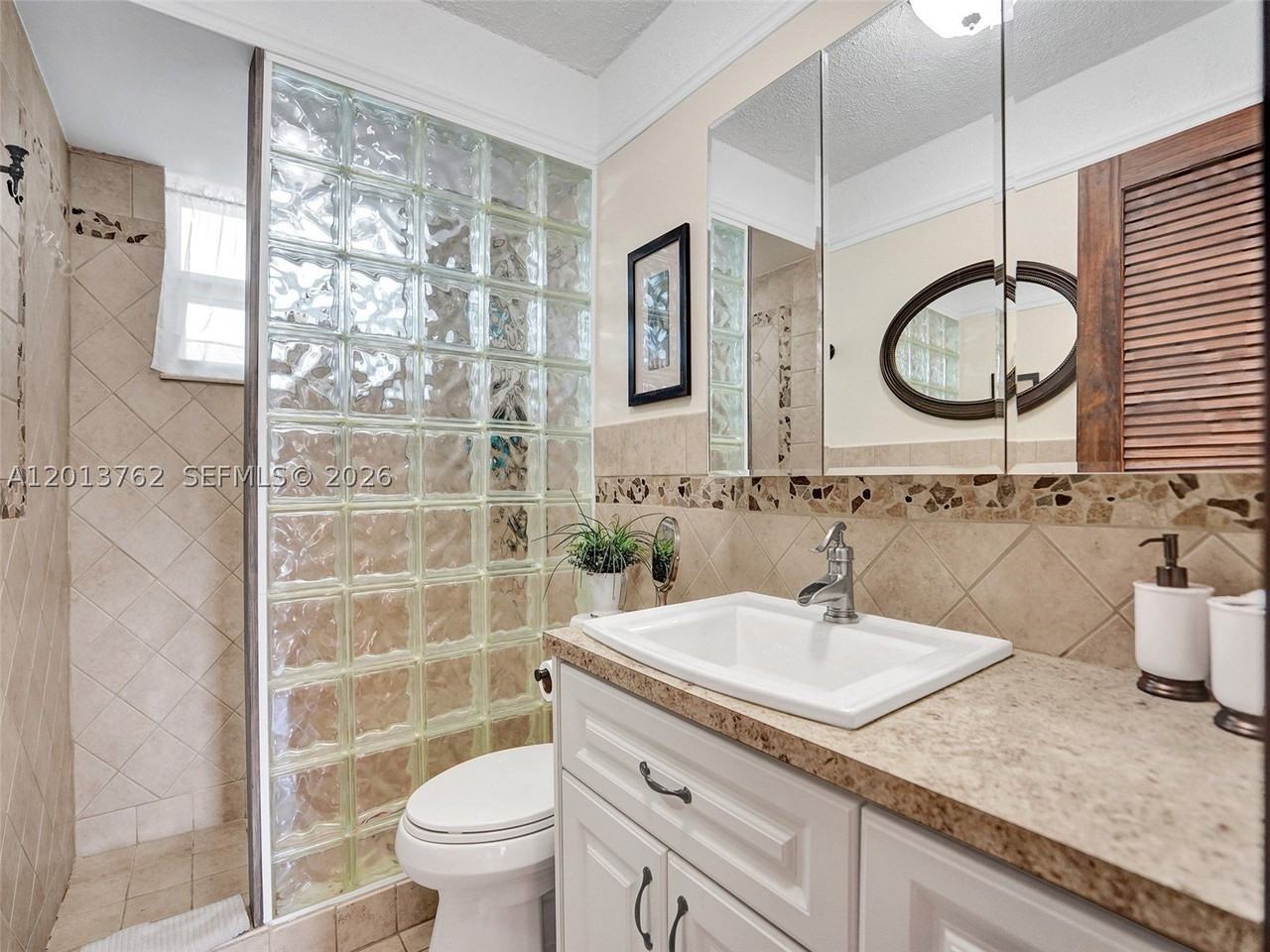 2600 Diana Dr #105 - Photo 3 of 34