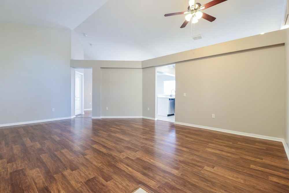 25802 Bloomsbury Ct - Photo 4 of 16