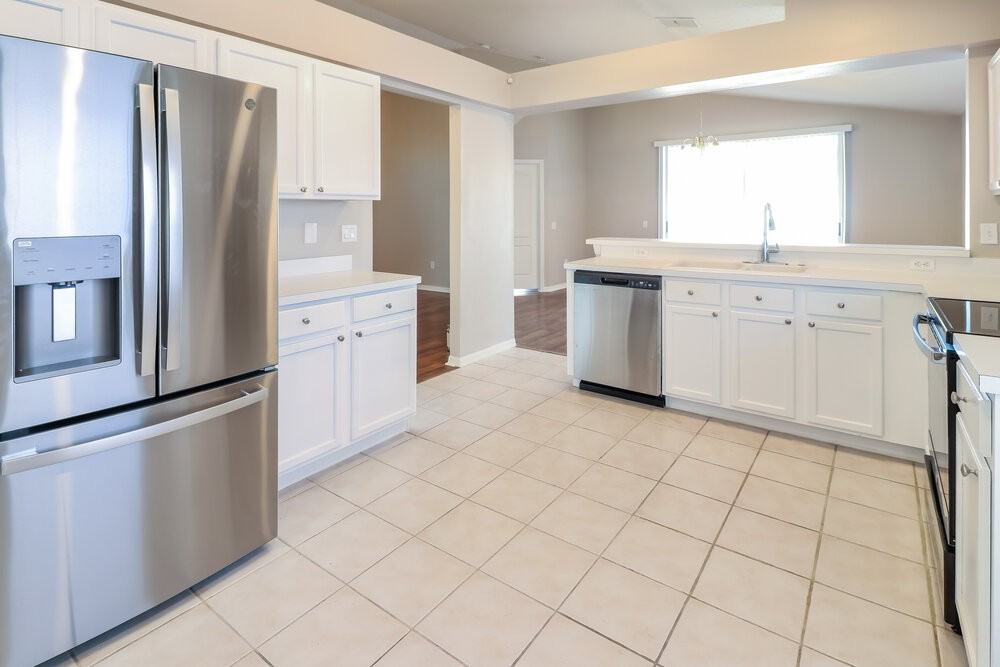 25802 Bloomsbury Ct - Photo 7 of 16