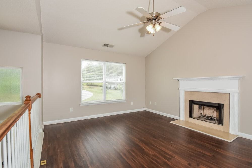 61 Lazy Water Dr - Photo 4 of 17