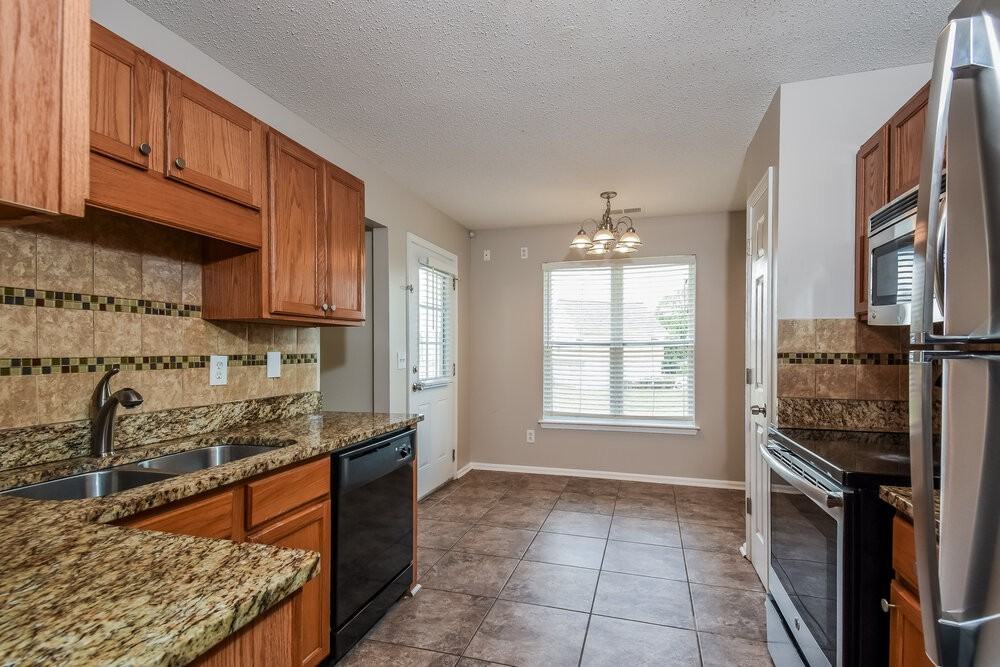 61 Lazy Water Dr - Photo 7 of 17