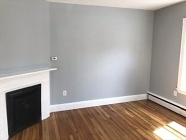 31 Brackett St #1 - Photo 4 of 11