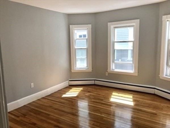 31 Brackett St #1 - Photo 5 of 11