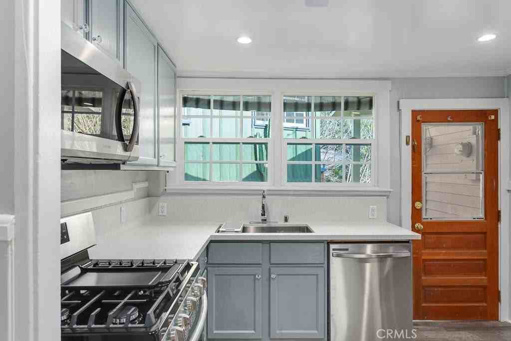 488 Audubon Way - Photo 4 of 13