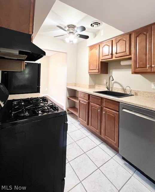 20301 Shelburne Rd #8B - Photo 2 of 34