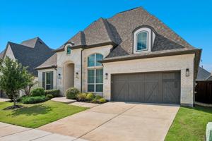 featured image of 2232 Grey September St