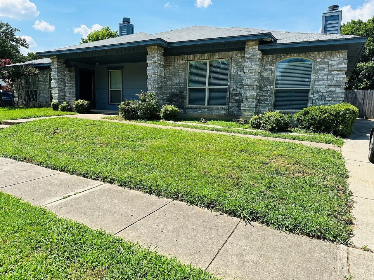 2305 Dalewood Ln
