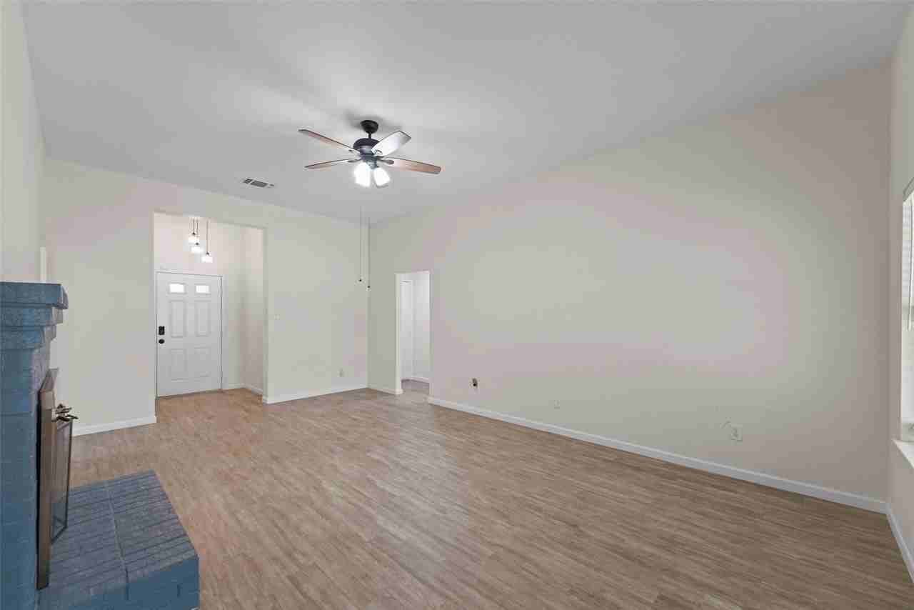 4809 Maryannes Meadow Dr - Photo 7 of 26