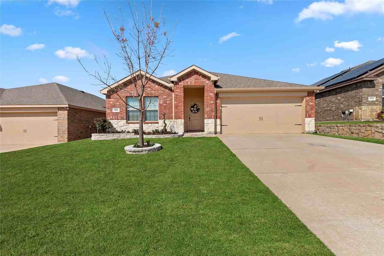 985 Alton Dr - Photo 2 of 24