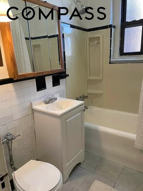 4414 Newtown Rd #5L - Photo 5 of 6