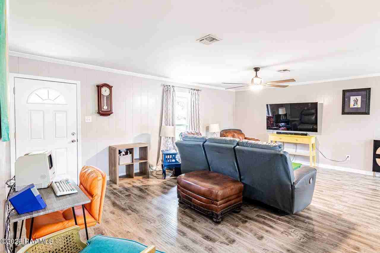 1055 Eddie Ray Rd - Photo 6 of 26