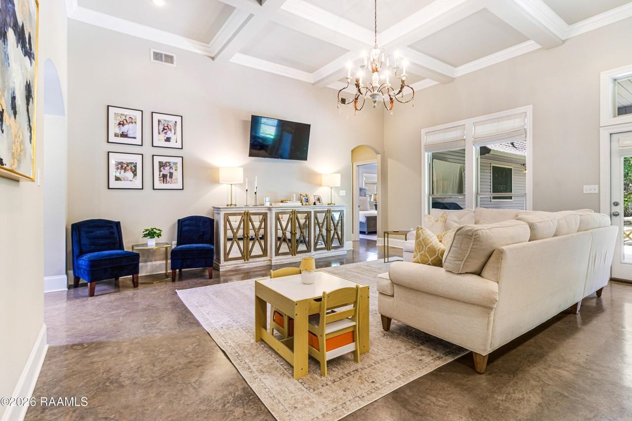 500 Bateleur Way - Photo 5 of 22