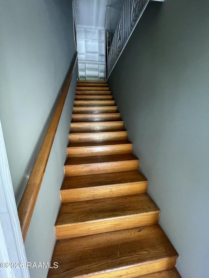 108 Ray Ave - Photo 3 of 14