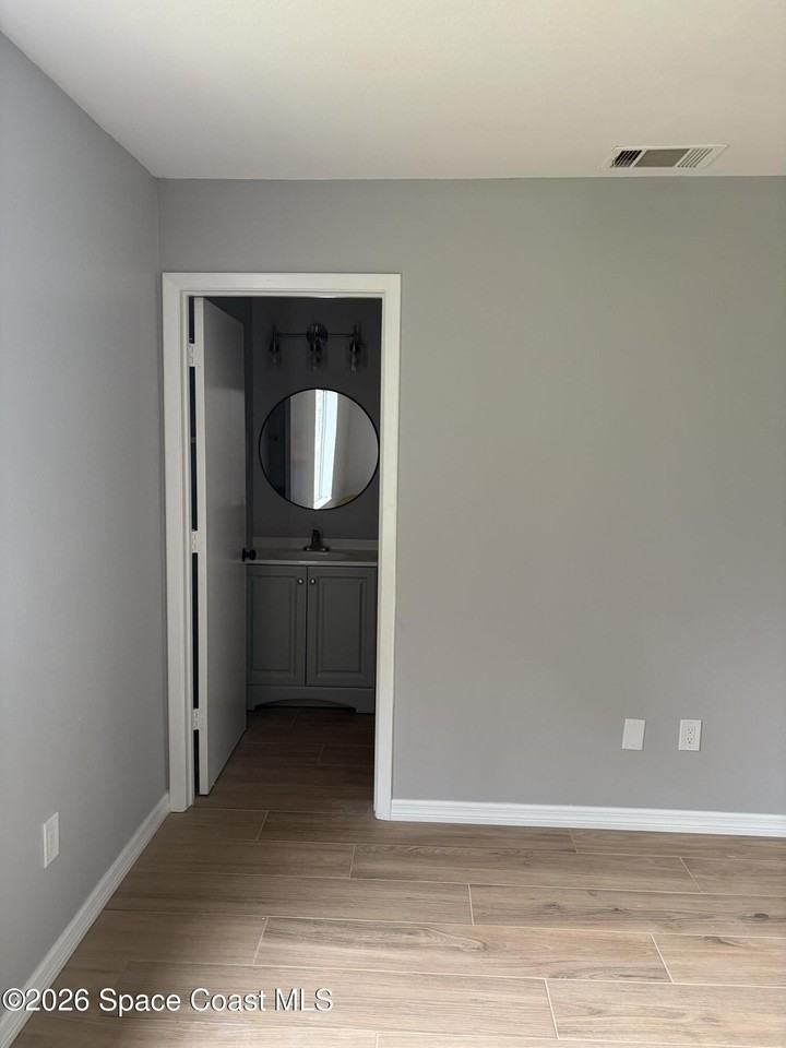 1136 Minnet Ct Ne - Photo 5 of 31