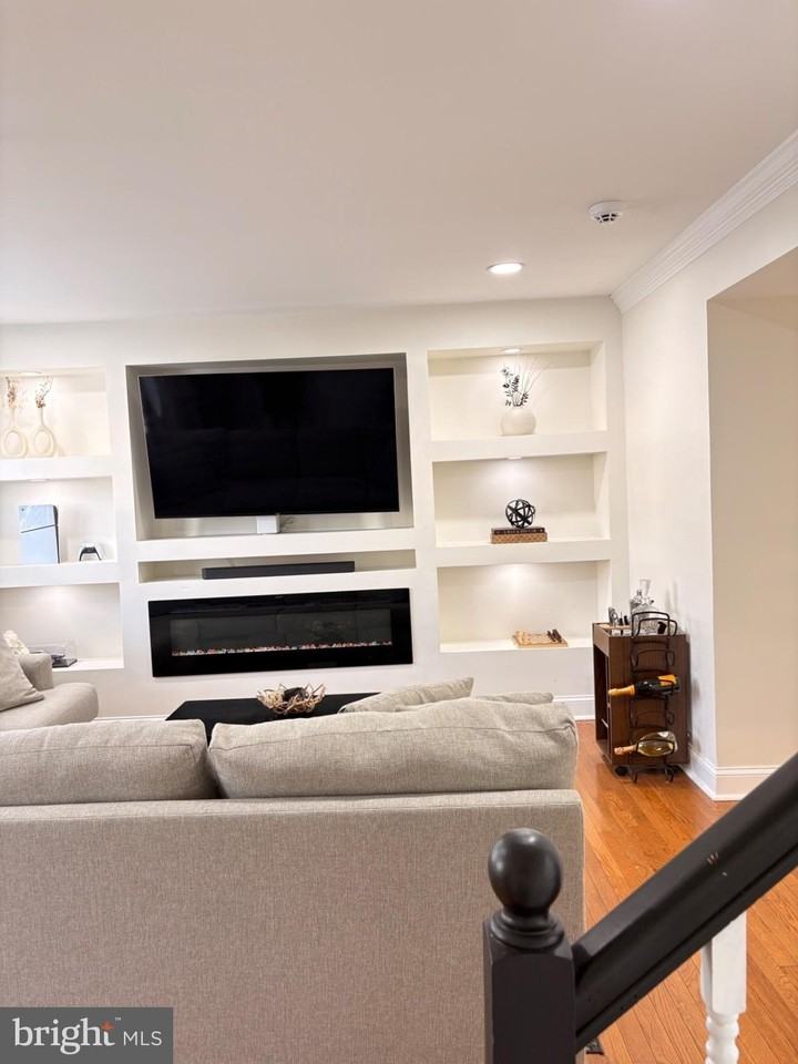 14705 Endsley Turn - Photo 4 of 36