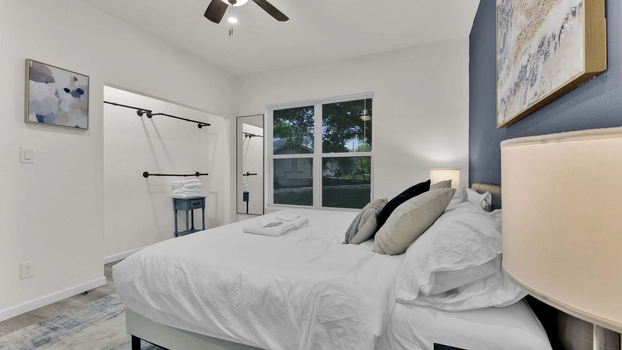 1113 N Bishop Ave #1075552P - Photo 7 of 30