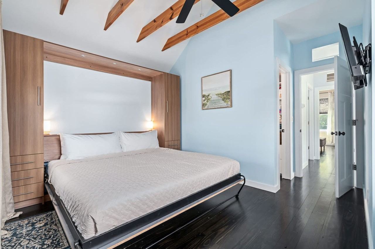 171 Twine St #1568459P - Photo 6 of 50