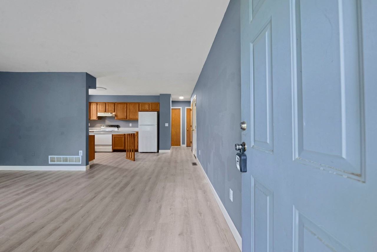 5809 Pepperwood Ct #5809 - Photo 2 of 25