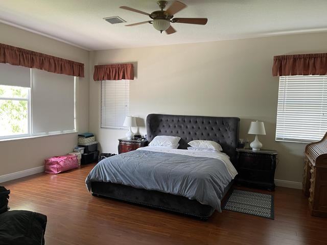 9828 Stover Way - Photo 3 of 8