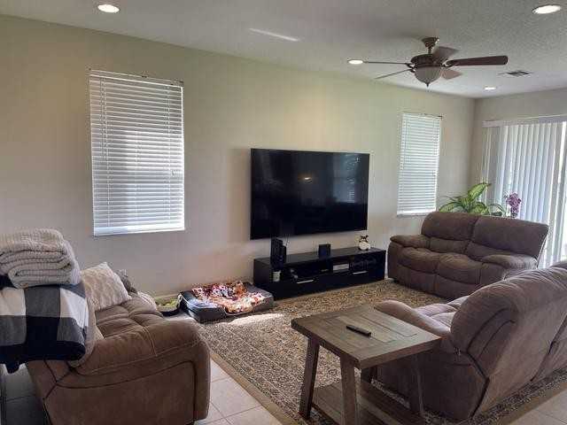 9828 Stover Way - Photo 7 of 8