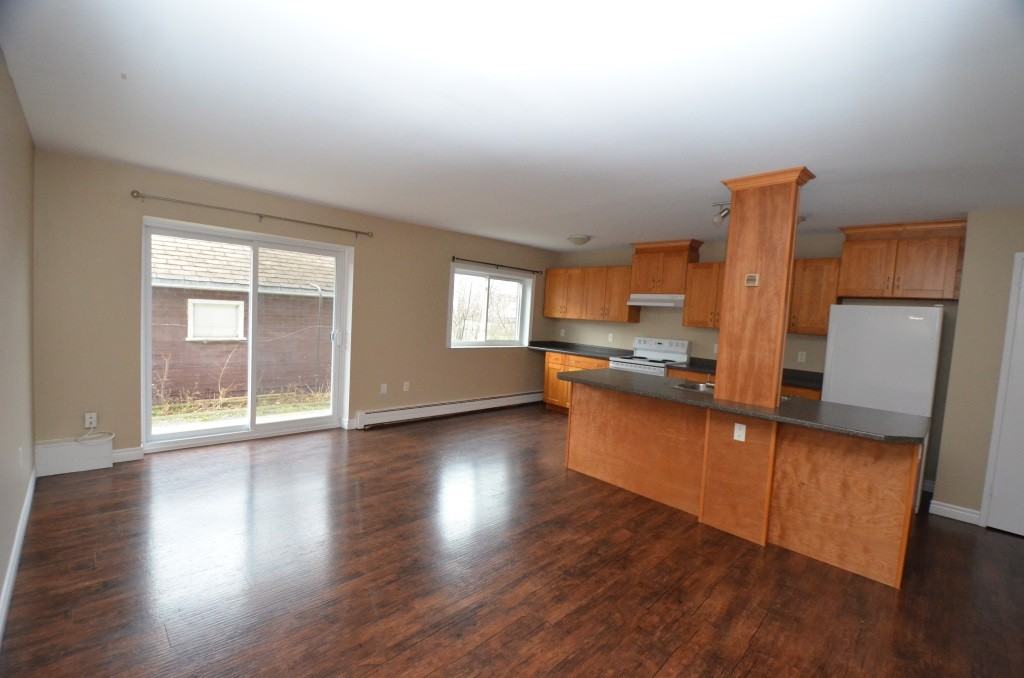 245 Niagara Street #2 - Photo 3 of 20