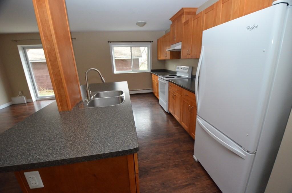 245 Niagara Street #2 - Photo 4 of 20