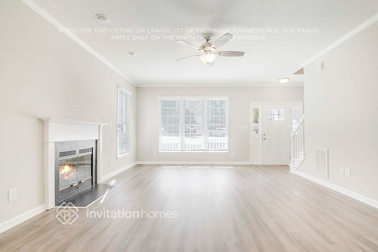 1612 Nesfield Pl - Photo 4 of 29