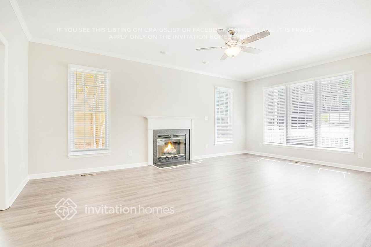 1612 Nesfield Pl - Photo 5 of 29