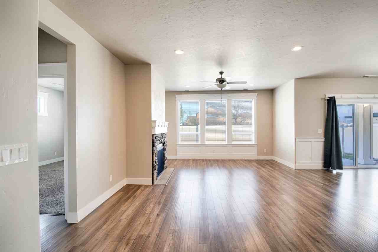4640 W Shirdale Ct #4640 - Photo 6 of 29