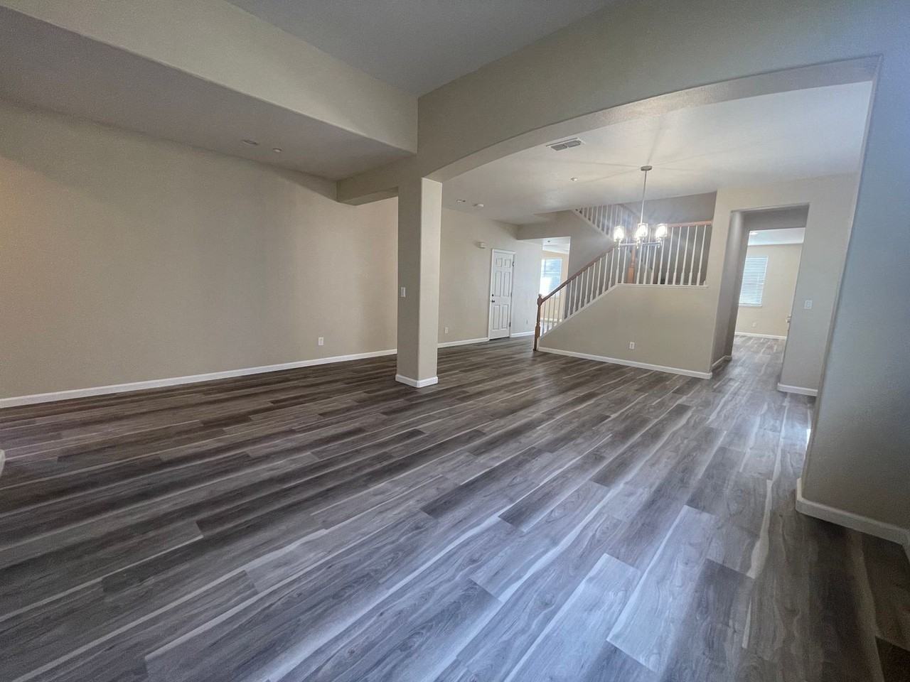 836 Shasta Daisy Dr - Photo 6 of 38