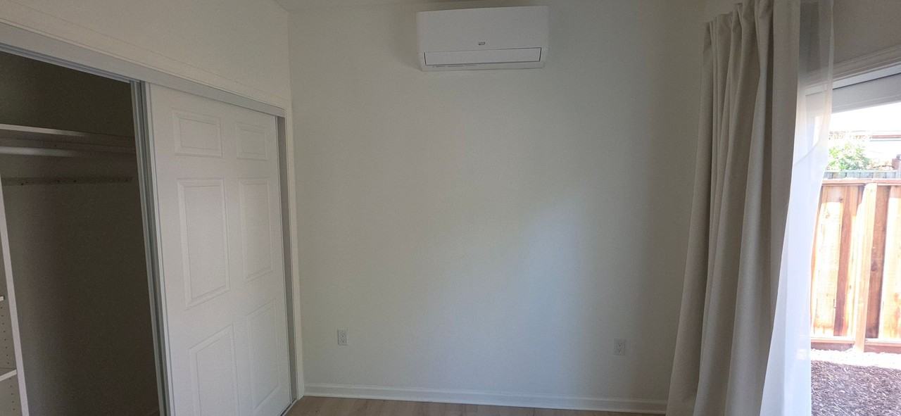 37189 2nd St - Photo 5 of 17