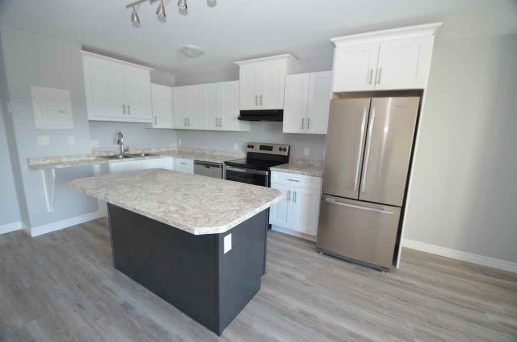 315 Glendale Avenue #204