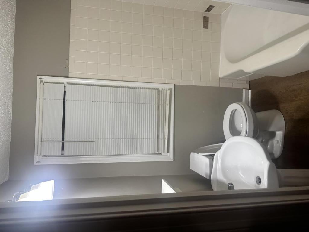 709 Matheson Rd - Photo 5 of 6