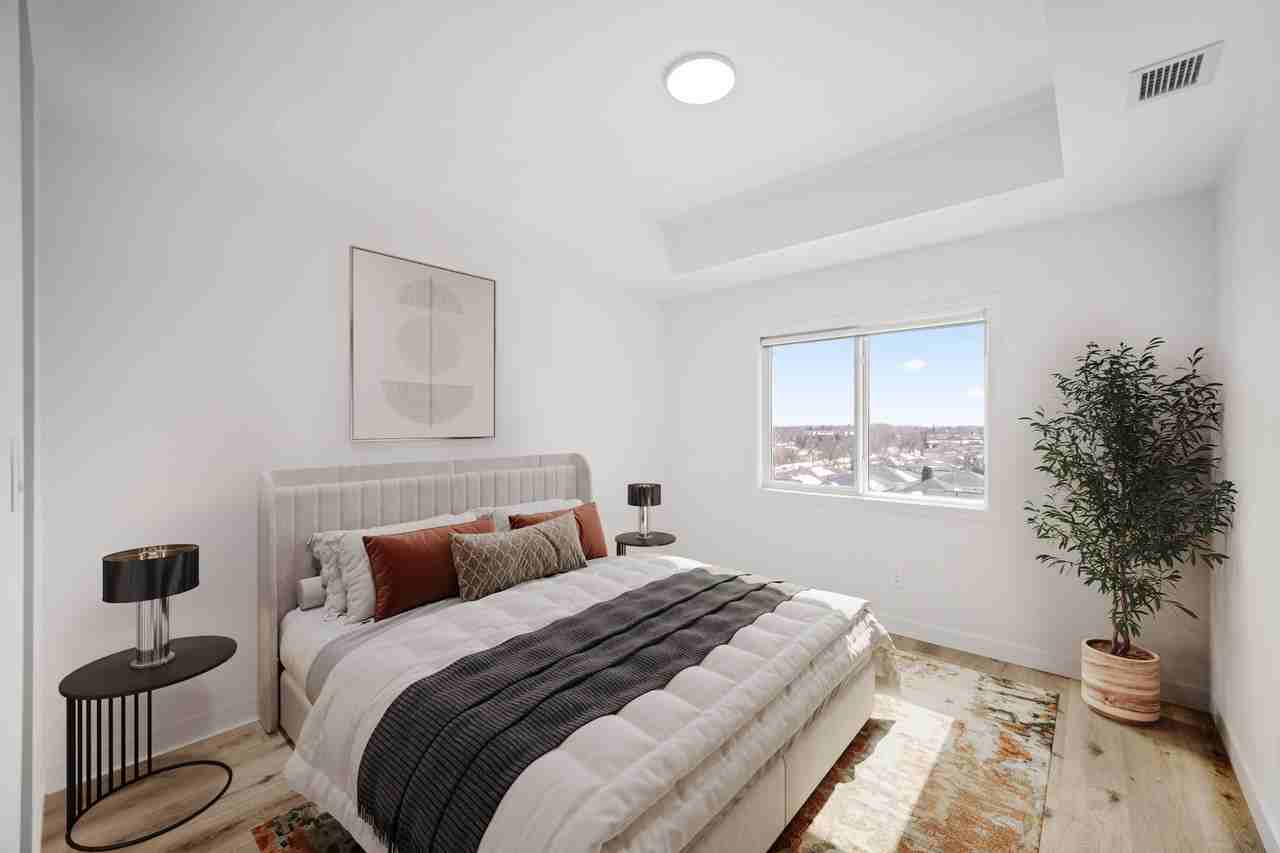 1800 Leila Avenue - Photo 5 of 24