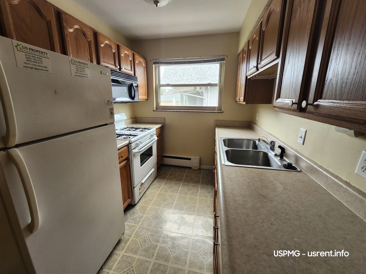 3714 Drakewood Dr #3 - Photo 3 of 10