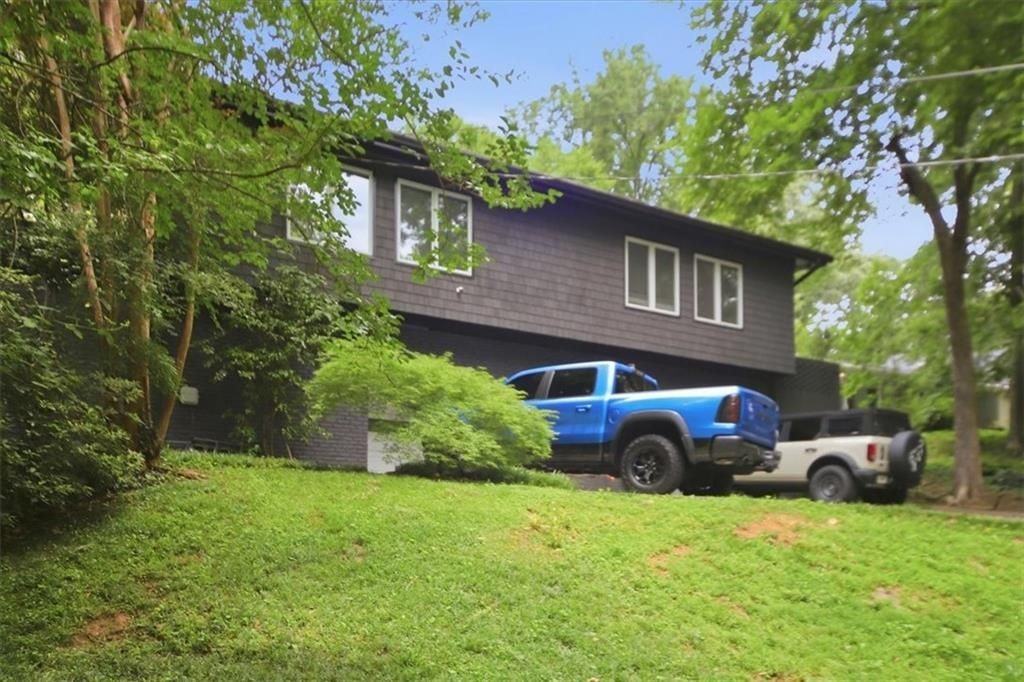 546 Allen Rd Ne ##B - Photo 5 of 38