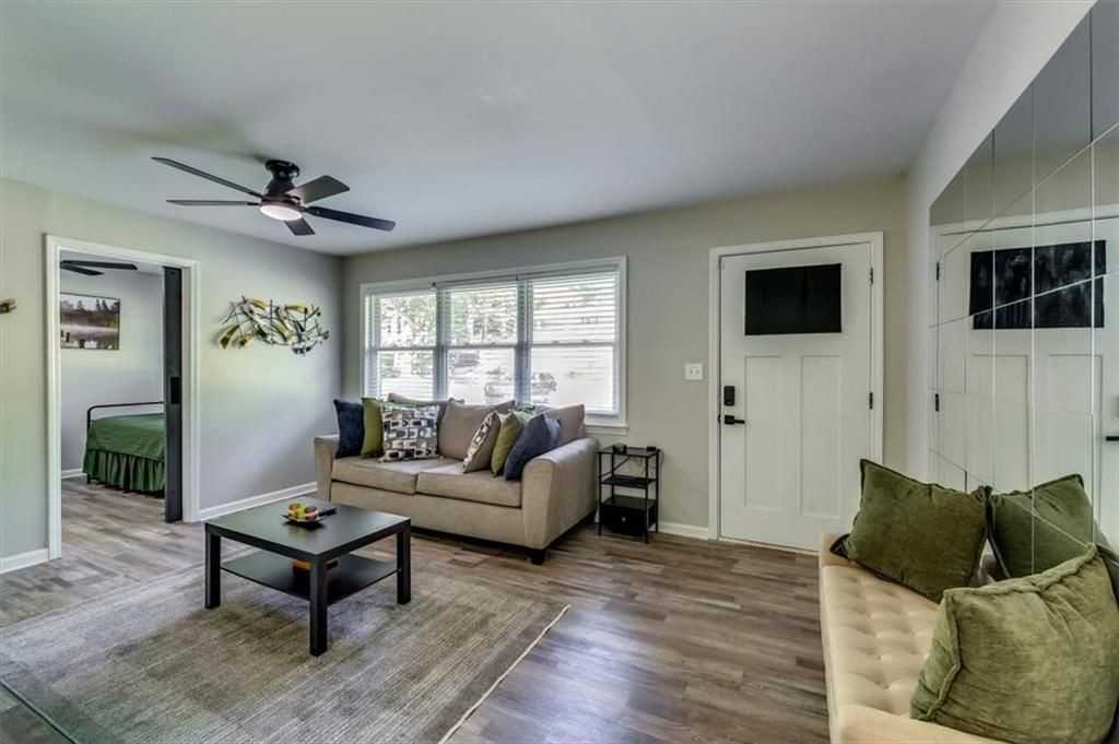 3482 Scenic Dr - Photo 4 of 31