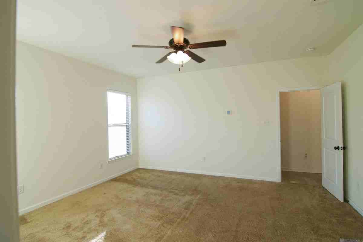 41734 Shallow Bend Dr - Photo 6 of 18