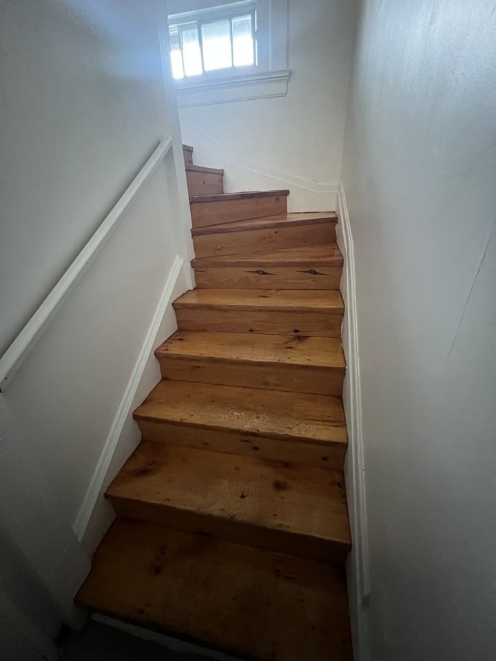301 Wilbrod St - Photo 3 of 50