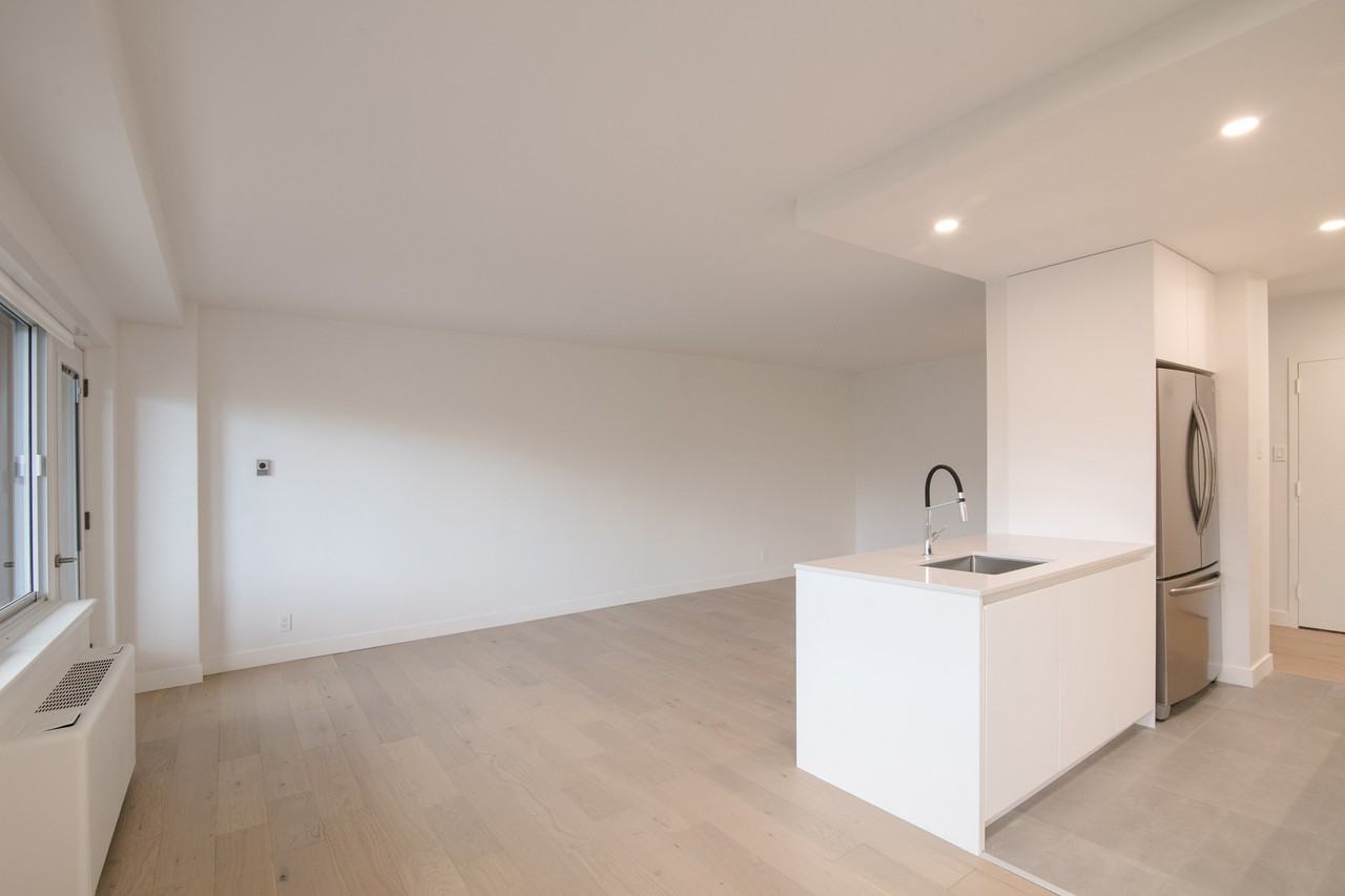 4555 Av Bonavista — photo 2