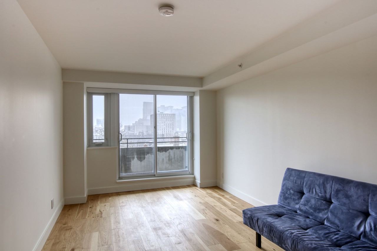 3460 Peel Street - Photo 4 of 50