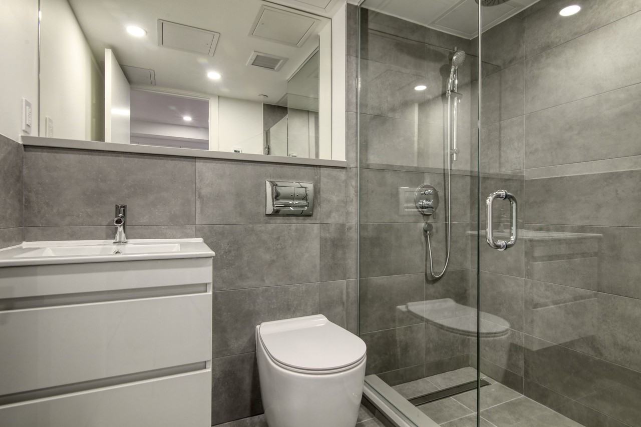 3460 Peel Street - Photo 7 of 50