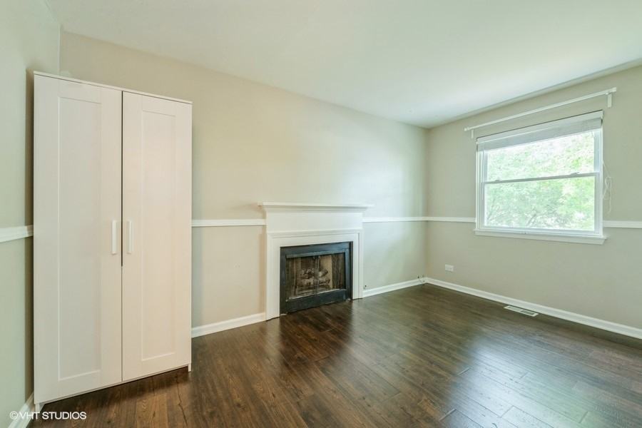 1010 Wesley Ln #1 - Photo 3 of 11