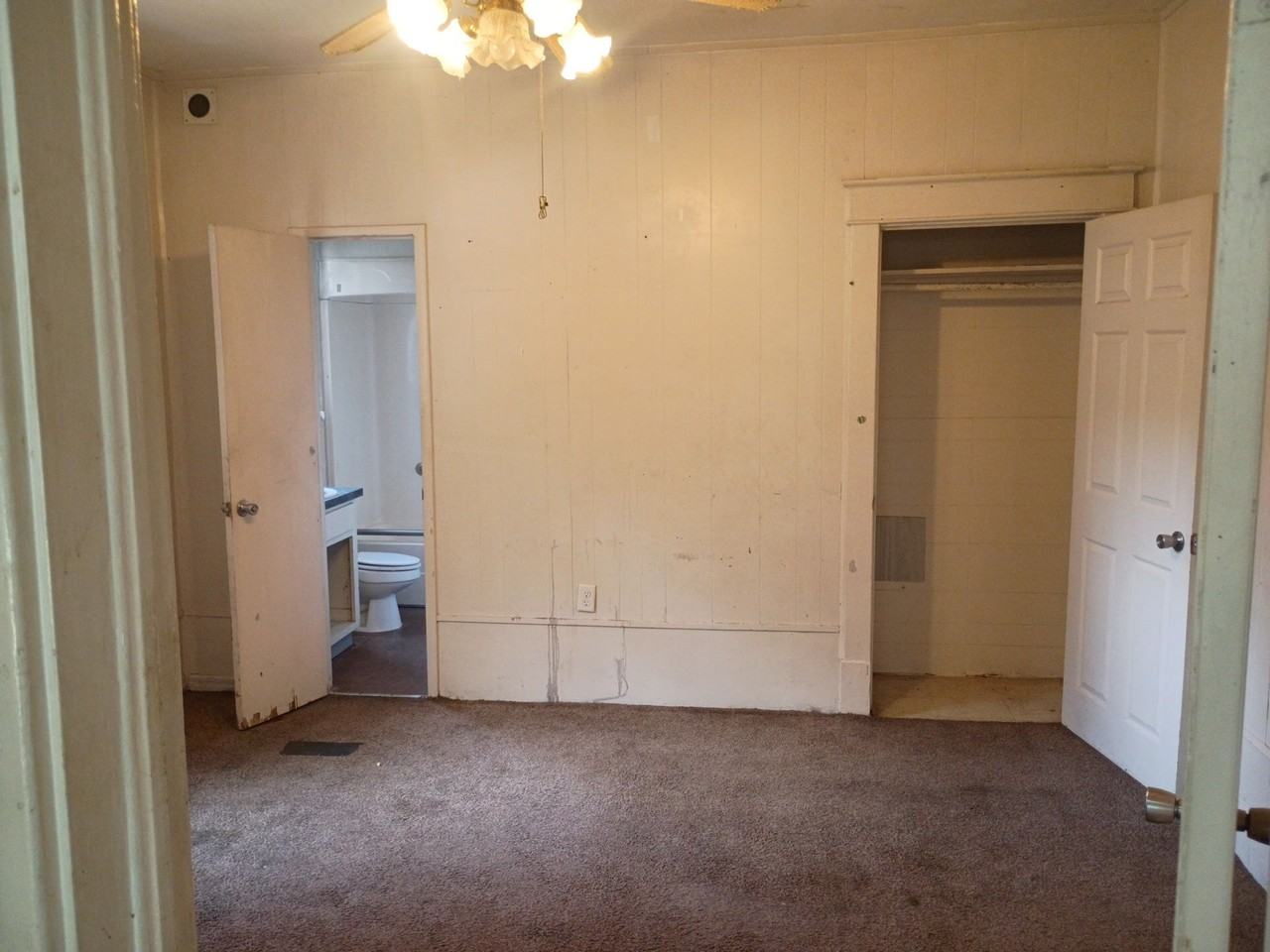 1223 E Parker St #2 - Photo 3 of 10