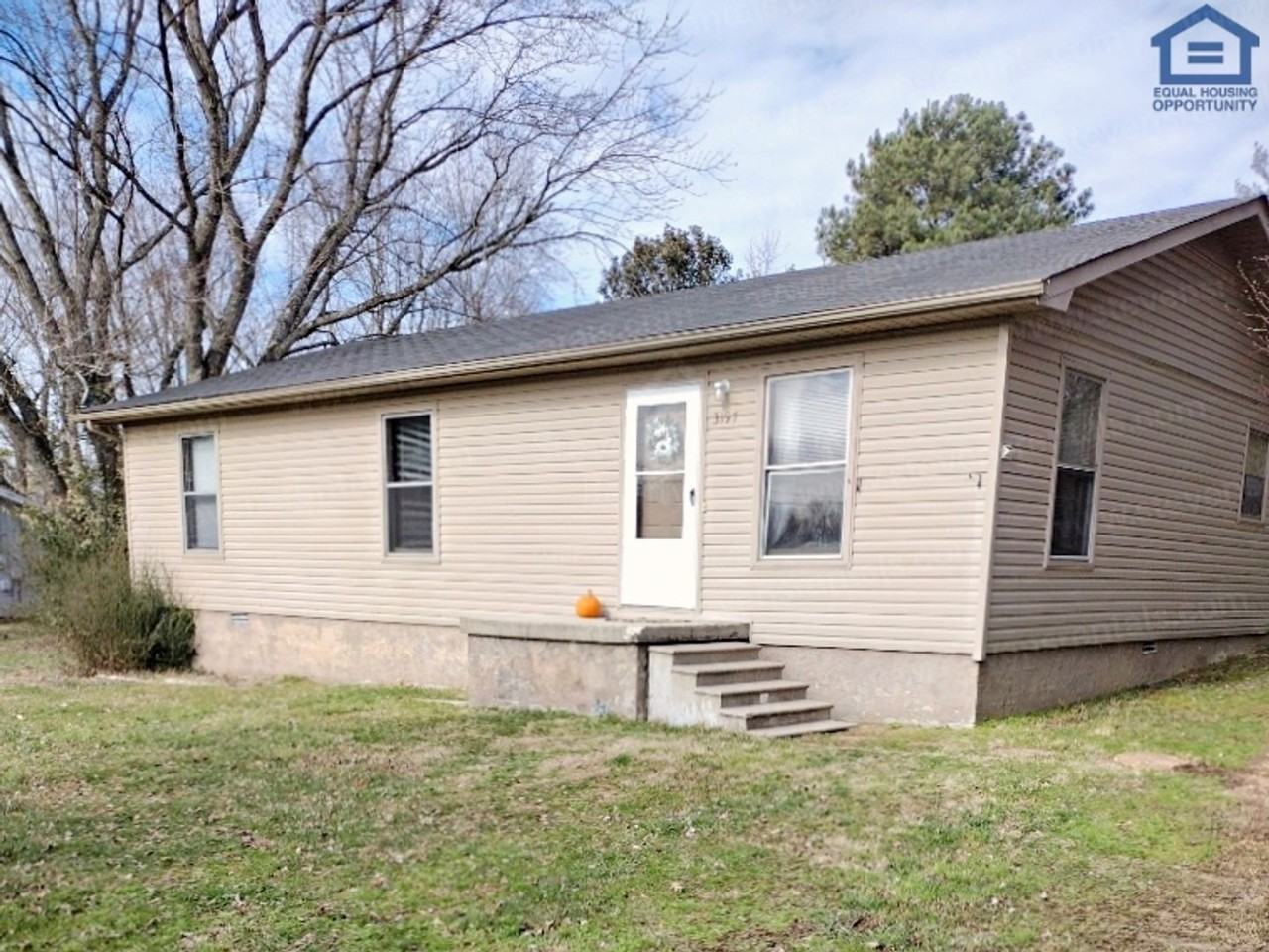 3197 White Cemetery Rd - Photo 5 of 21