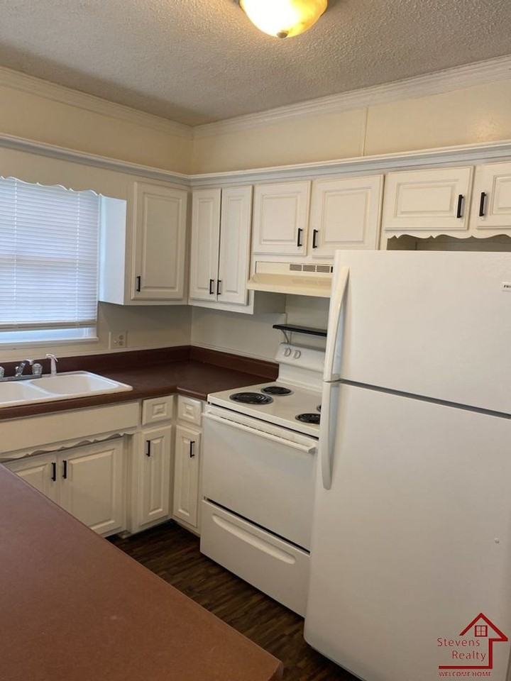 540 Mcquade Cir - Photo 5 of 22