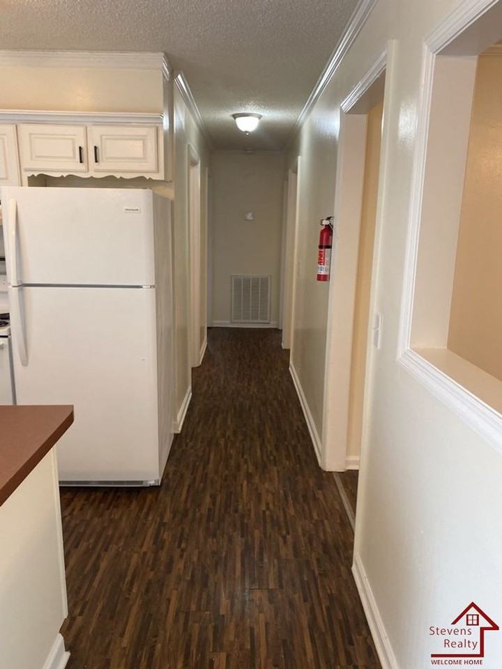 540 Mcquade Cir - Photo 7 of 22
